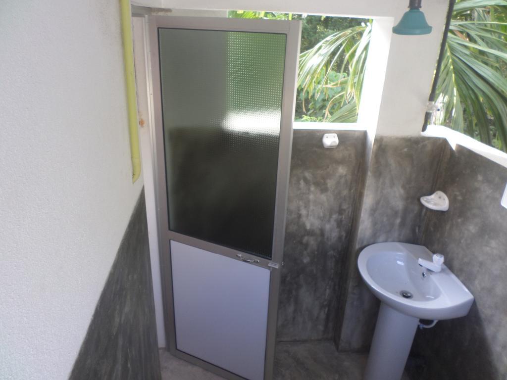 Apartamento Gold Ocean House Dikwella Sur Exterior foto