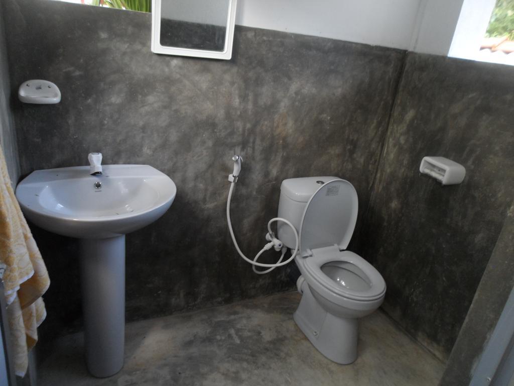 Apartamento Gold Ocean House Dikwella Sur Exterior foto