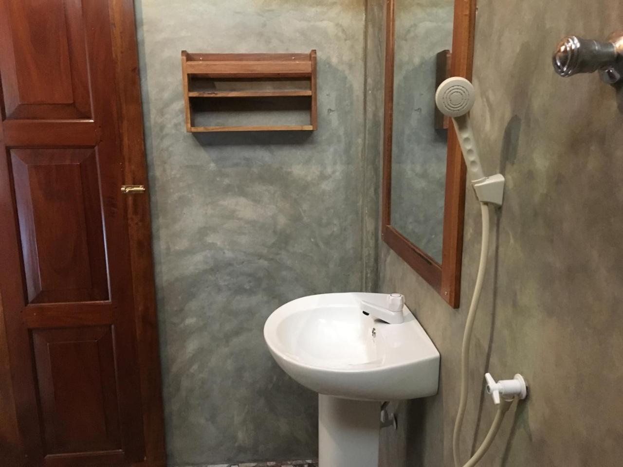Apartamento Gold Ocean House Dikwella Sur Exterior foto